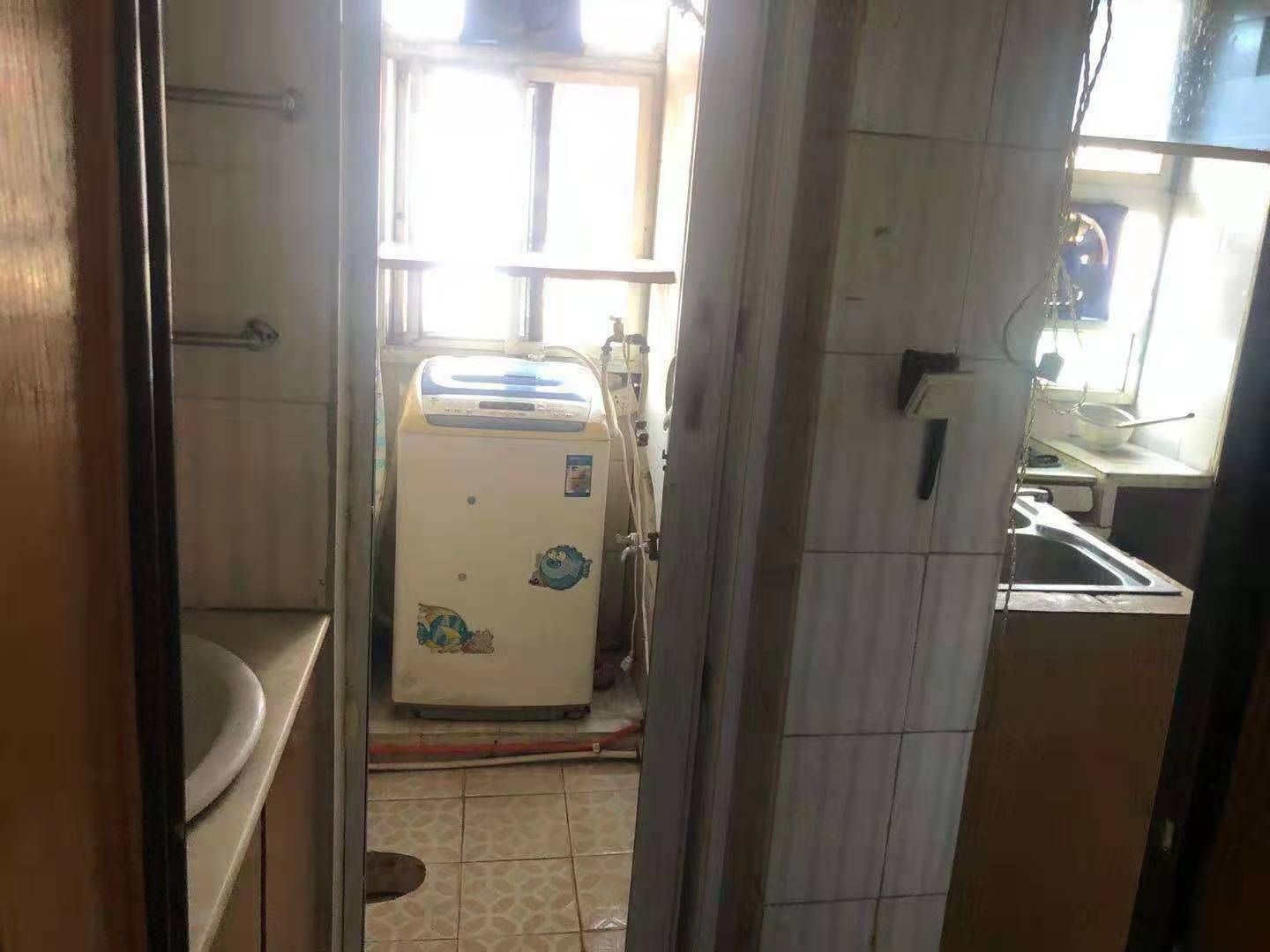 野鸭冲(新屋街) 2室1厅1卫 800.0元/月 野鸭冲(新屋街) 2室1厅1卫 800.0元/月室内图