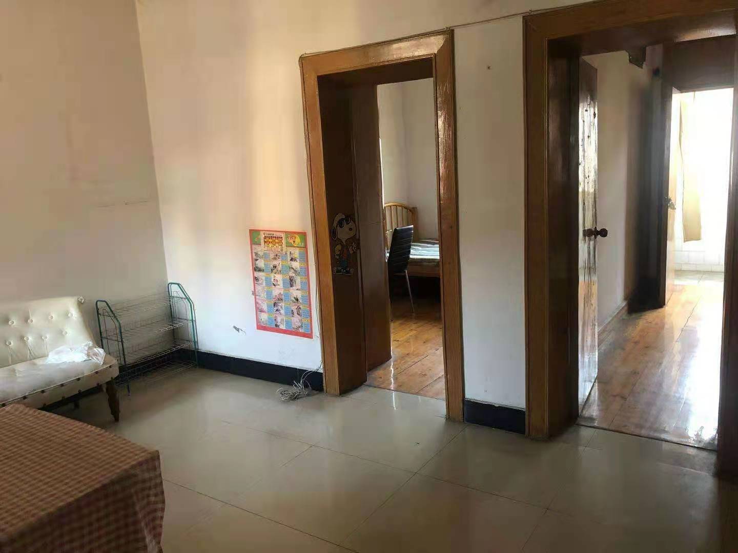 野鸭冲(新屋街) 2室1厅1卫 800.0元/月 野鸭冲(新屋街) 2室1厅1卫 800.0元/月室内图