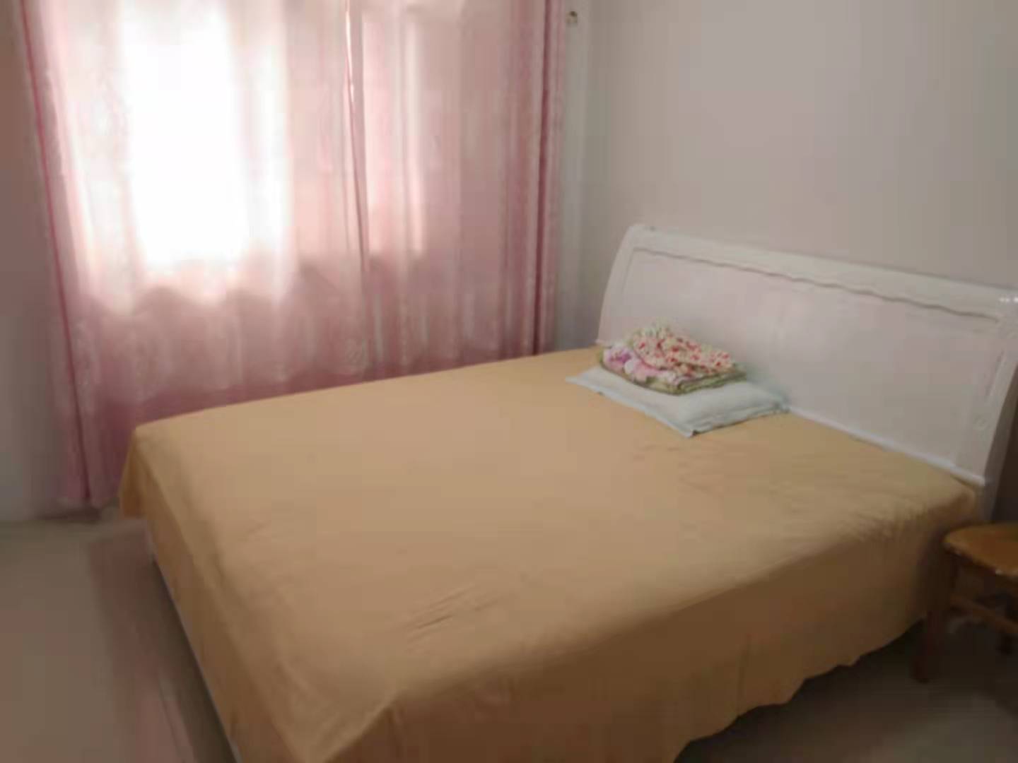 桃花仑工商银行家属区 2室1厅1卫 1200.0元/月 桃花仑工商银行家属区 2室1厅1卫 1200.0元/月室内图