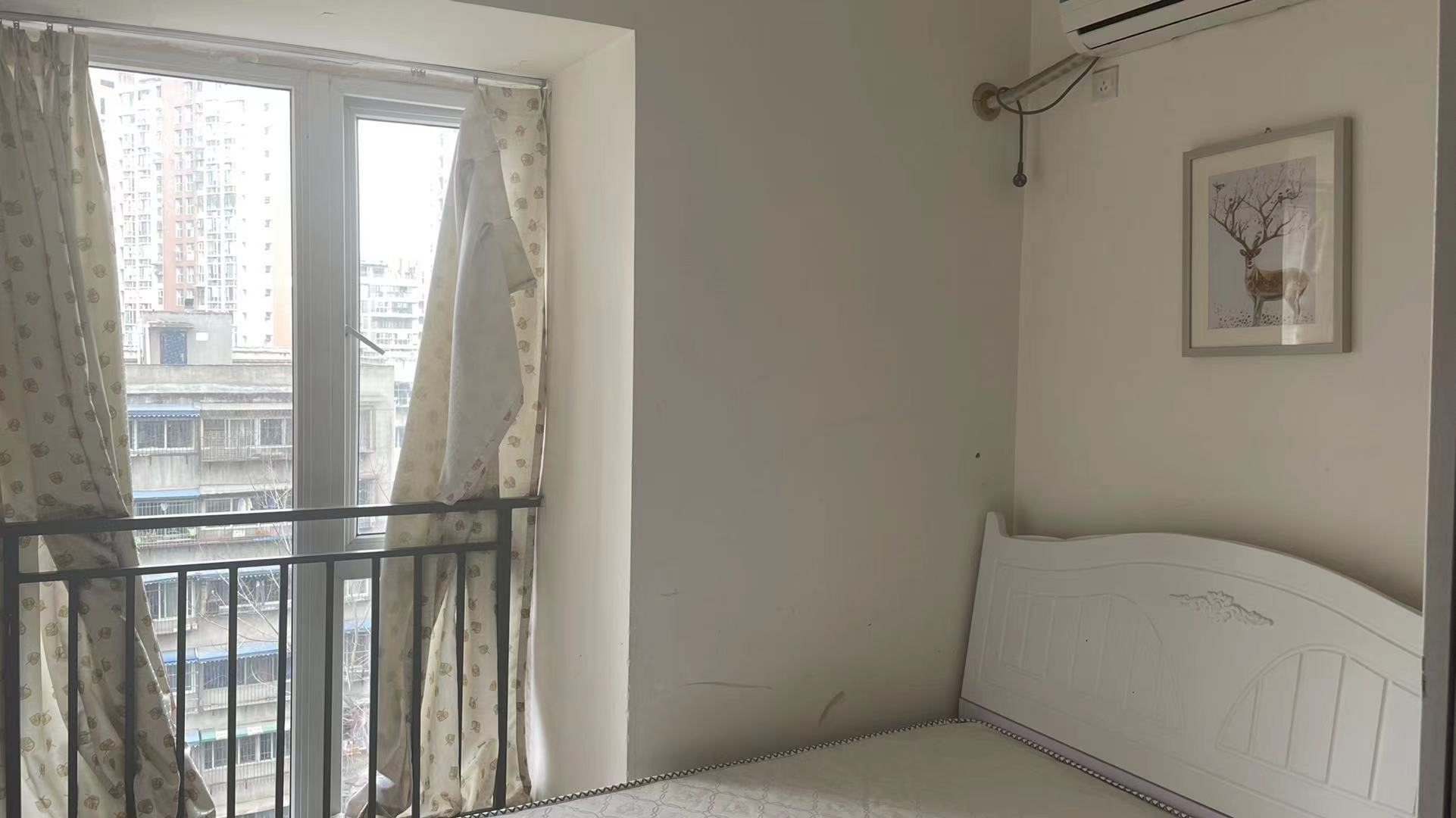 光华揽胜 1室1厅1卫 1600.0元/月 光华揽胜 1室1厅1卫 1600.0元/月室内图