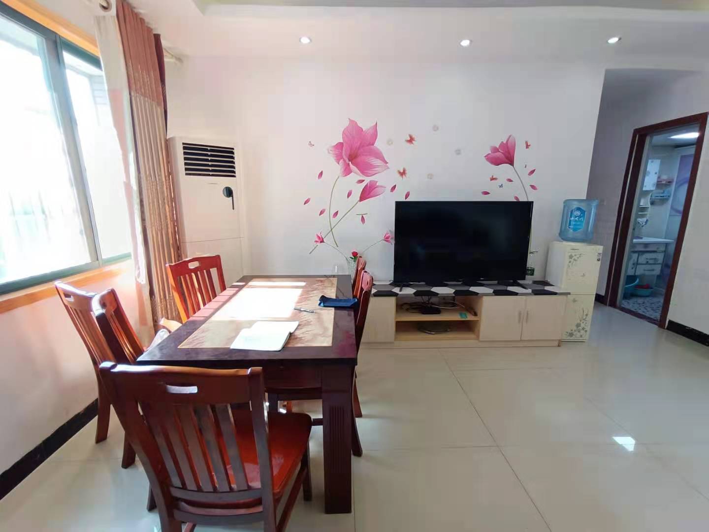 长河广场(待清理)  2室1厅1卫    2000.0元/月 长河广场(待清理)  2室1厅1卫    2000.0元/月室内图