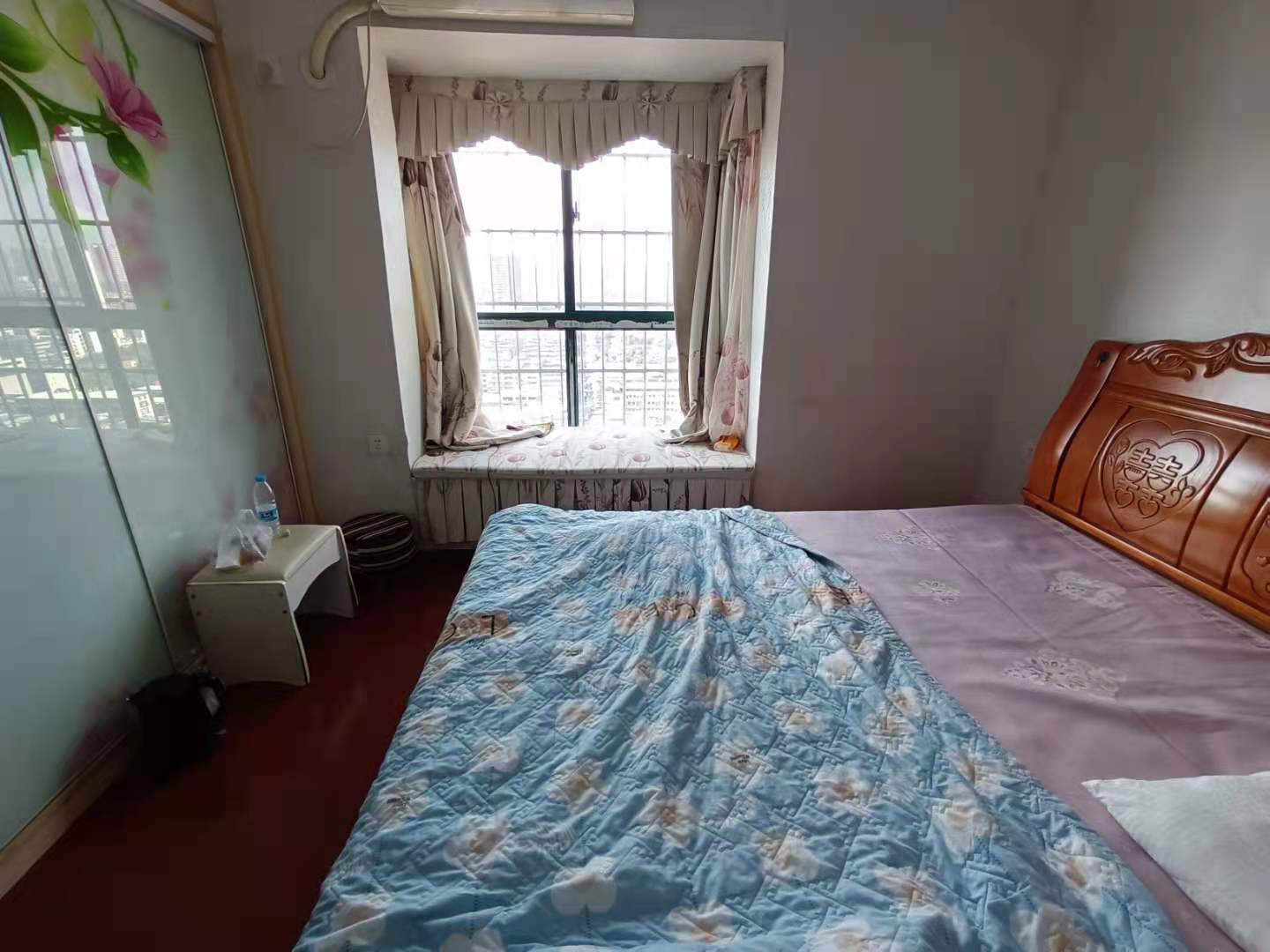 长河广场(待清理)  2室1厅1卫    2000.0元/月 长河广场(待清理)  2室1厅1卫    2000.0元/月室内图