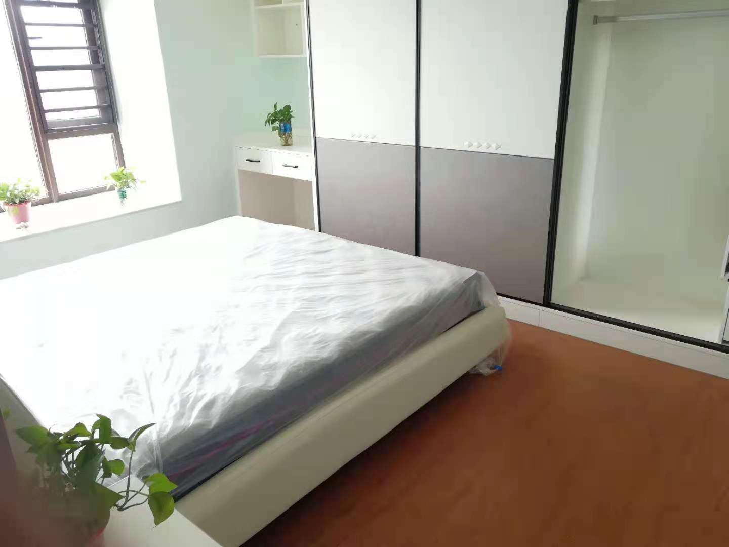 碧桂园  3室2厅2卫   2500.00元/月室内图