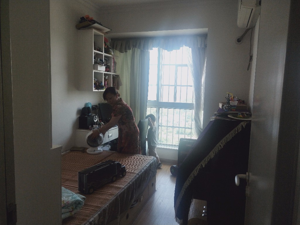 金钩山散盘 2室1厅1卫 1000.0元/月 金钩山散盘 2室1厅1卫 1000.0元/月室内图