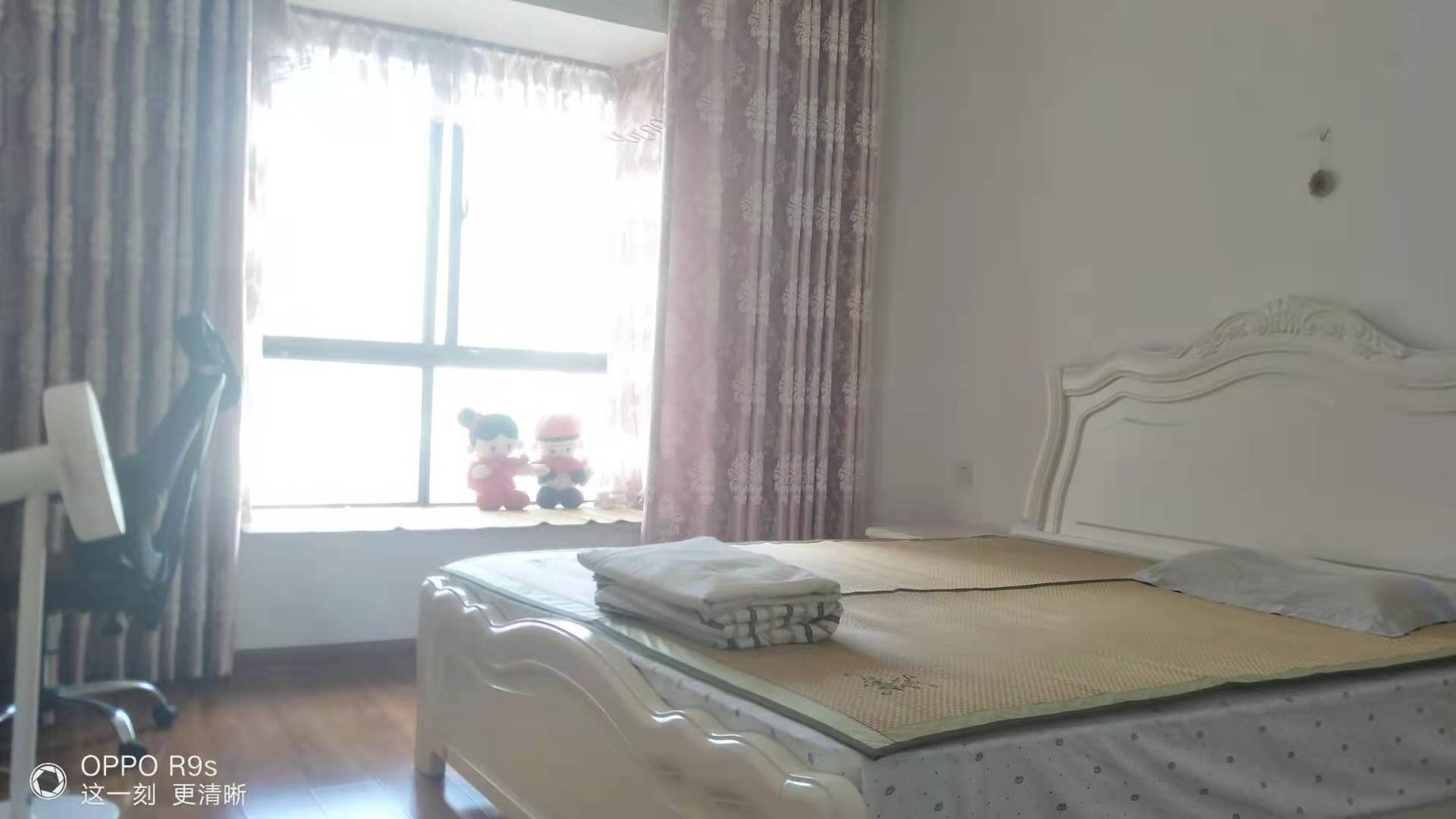 香格里拉  3室2厅2卫   83.80万