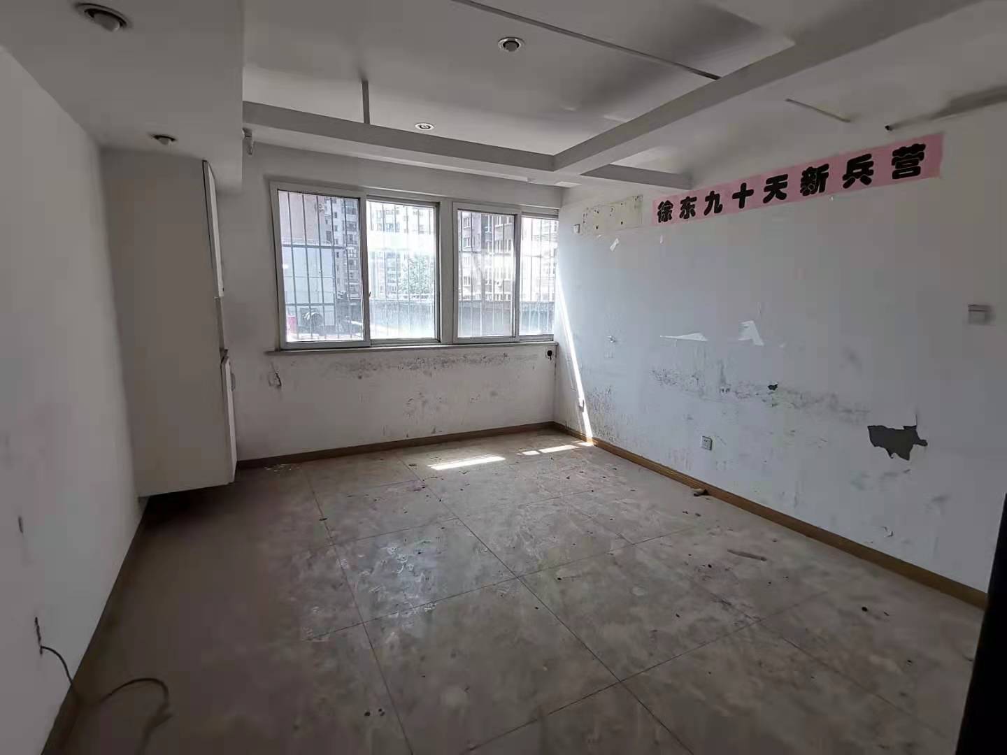 中力企业大厦  1室0厅0卫   14000.00元/月室内图