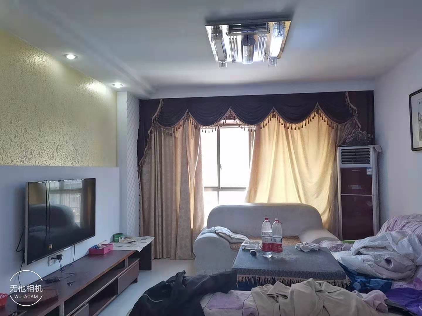 同心园小区  3室2厅1卫    75.8万 同心园小区  3室2厅1卫    75.8万客厅