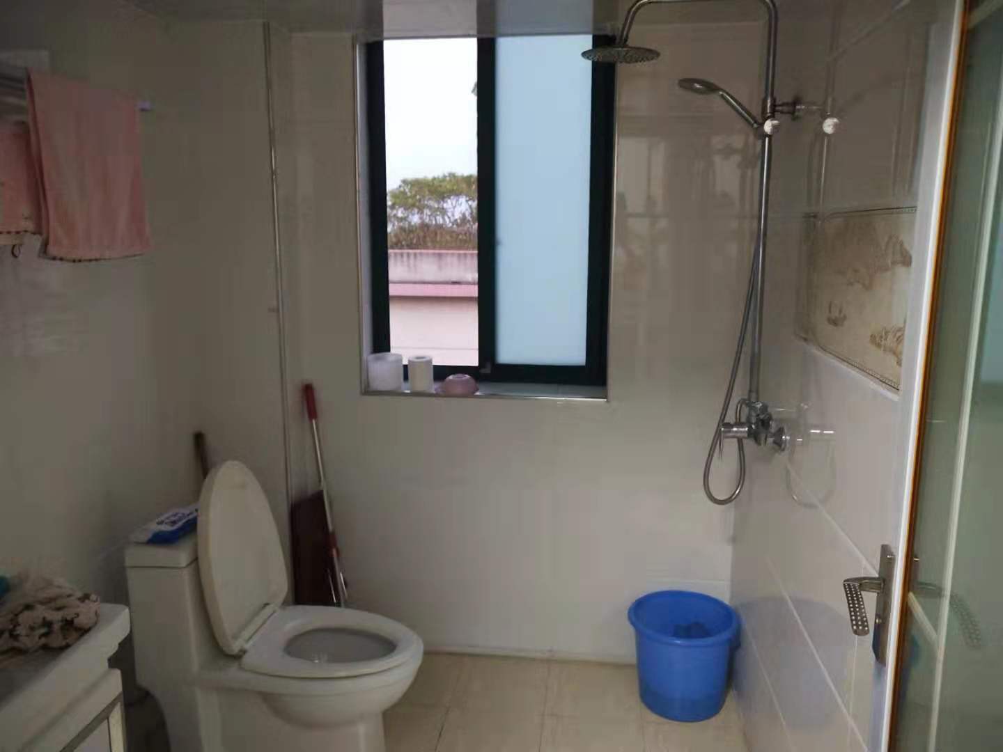 桃花里 2室2厅1卫 1800.0元/月 桃花里 2室2厅1卫 1800.0元/月室内图