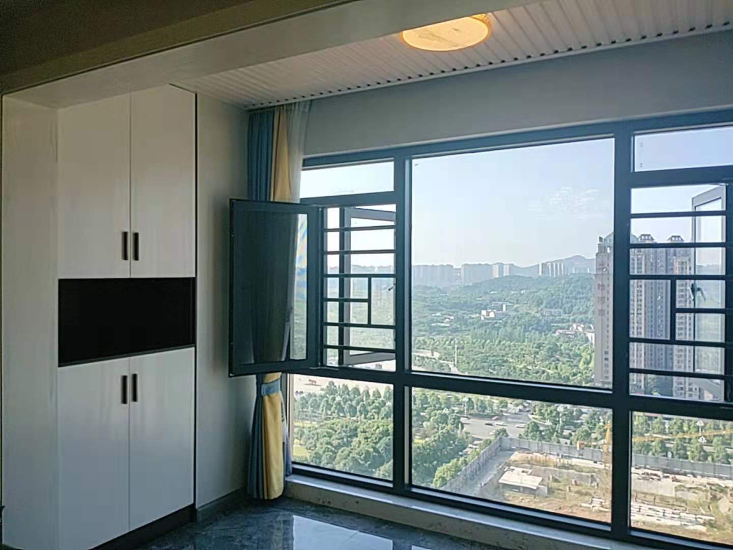 五江碧桂园城市广场  3室2厅2卫    3200.0元/月 五江碧桂园城市广场  3室2厅2卫    3200.0元/月小区图