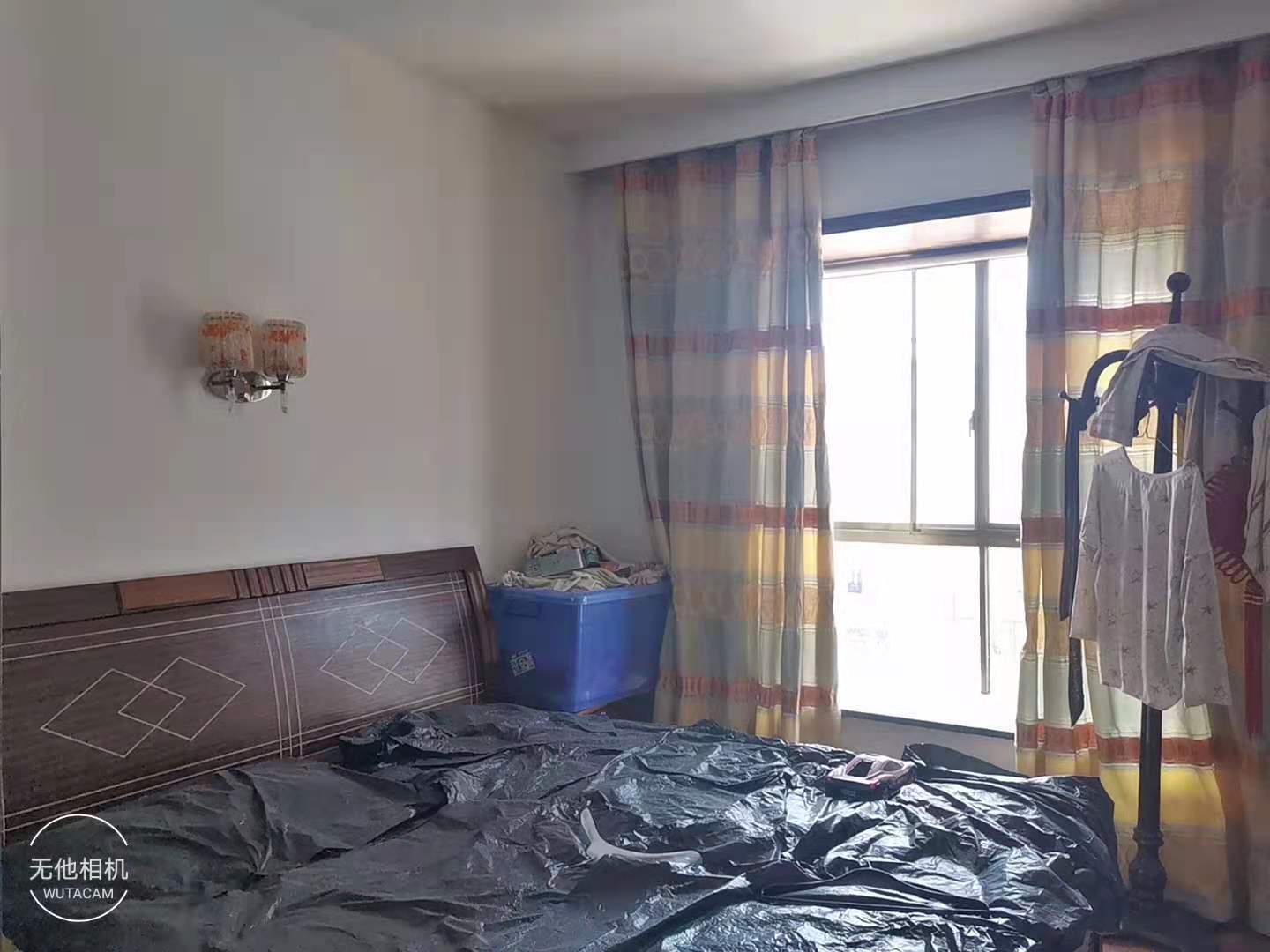 同心园小区  3室2厅1卫    75.8万 同心园小区  3室2厅1卫    75.8万卧室