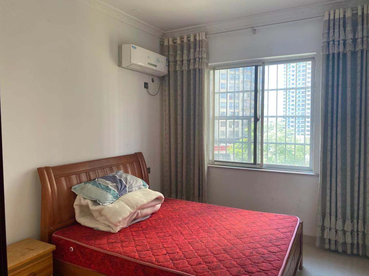 玫瑰名城梧桐园 3室2厅1卫 1.0元/月 玫瑰名城梧桐园 3室2厅1卫 1.0元/月室内图