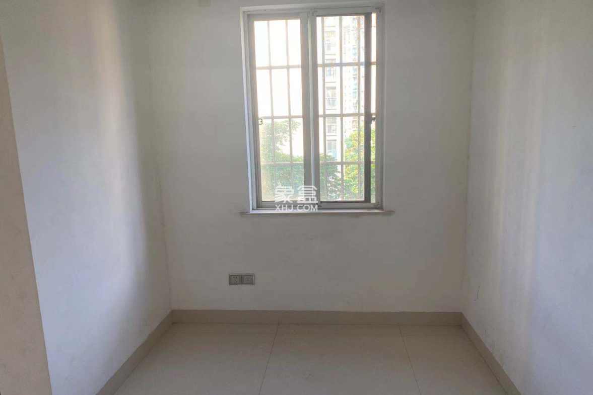 玫瑰名城梧桐园 3室2厅1卫 1.0元/月 玫瑰名城梧桐园 3室2厅1卫 1.0元/月室内图