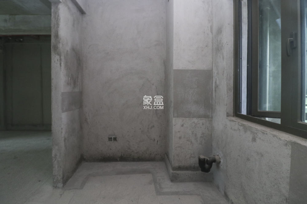 遠(yuǎn)洋外灘壹號(hào)  4室2廳2衛(wèi)   388.00萬(wàn)