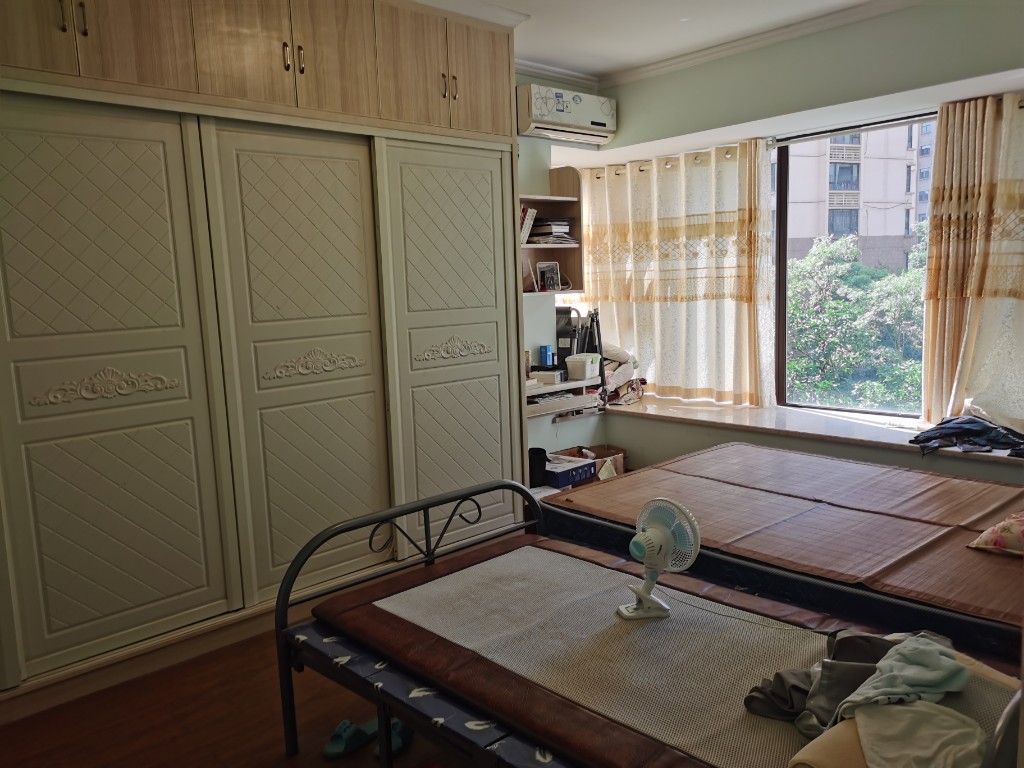 蓝溪谷 3室2厅2卫 68.0万 蓝溪谷 3室2厅2卫 68.0万客厅