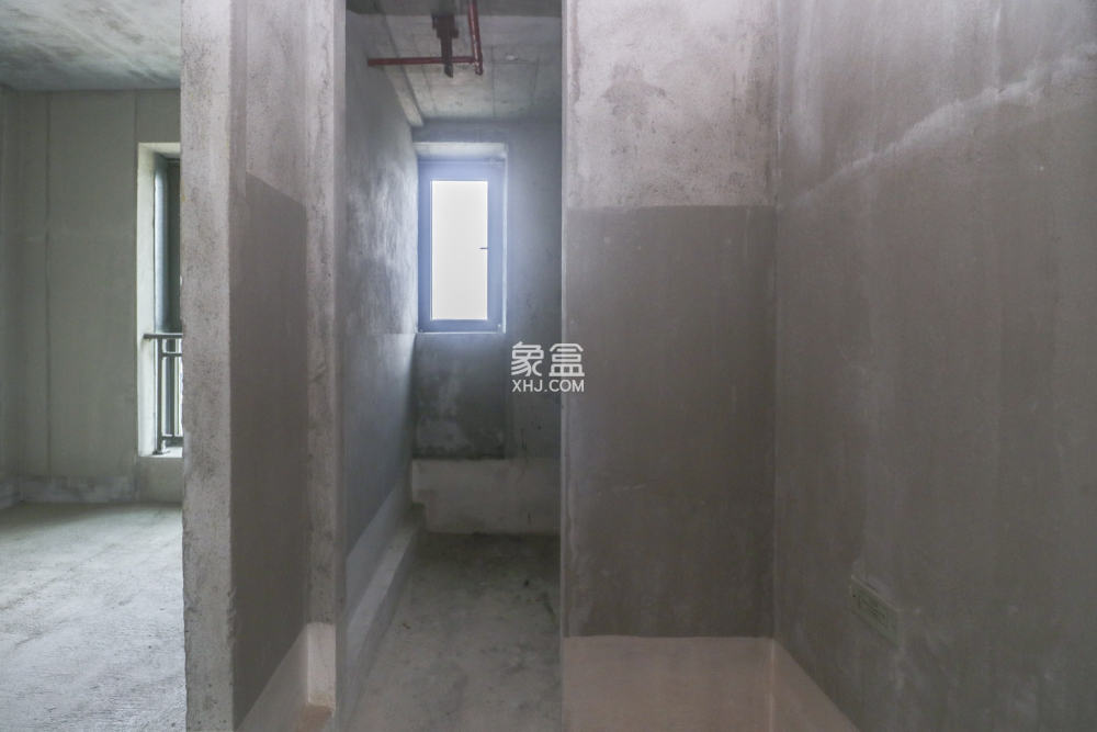 遠(yuǎn)洋外灘壹號(hào)  4室2廳2衛(wèi)   388.00萬(wàn)
