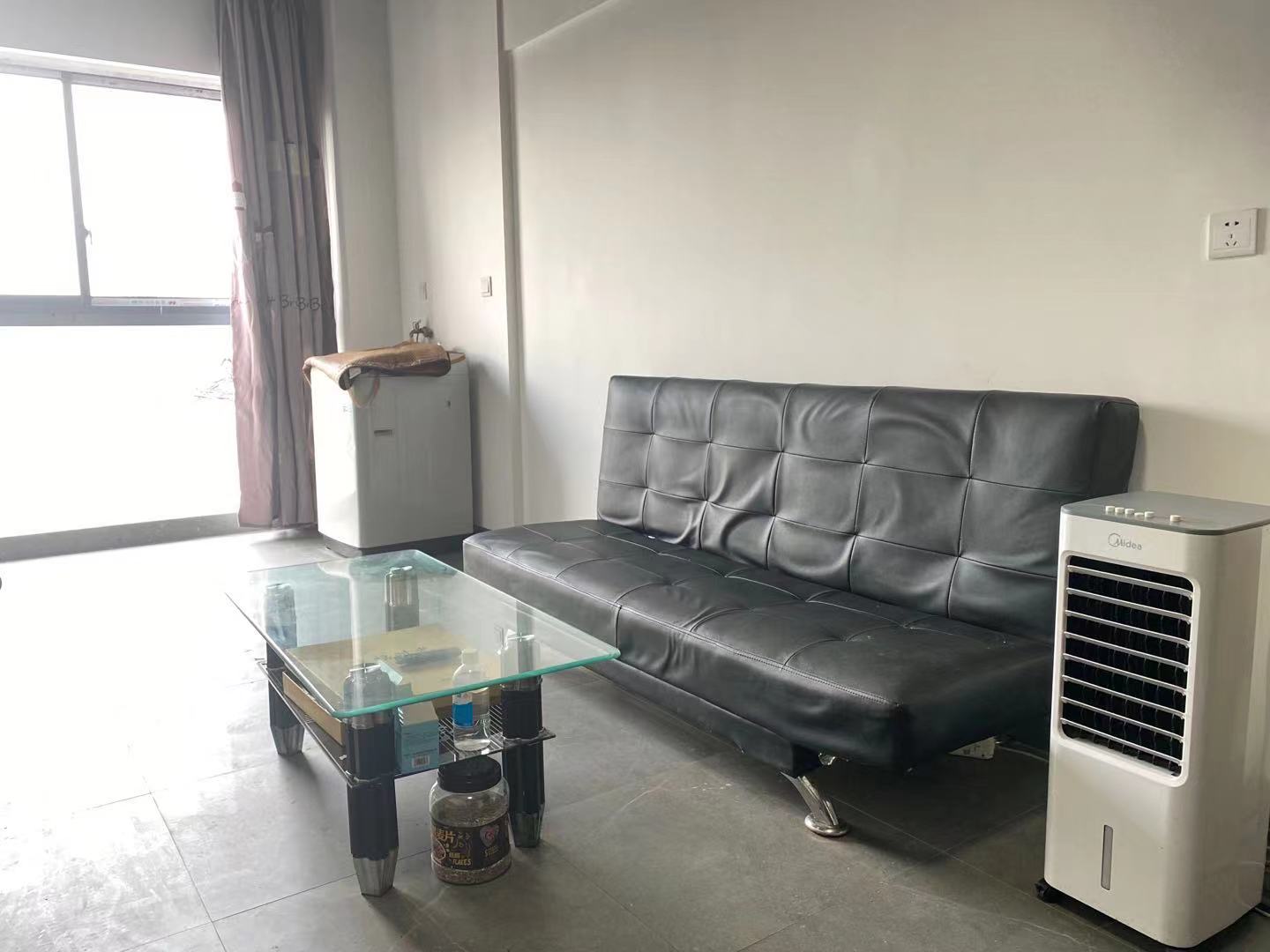 珠江愉景新城  2室1厅1卫   1700.00元/月室内图
