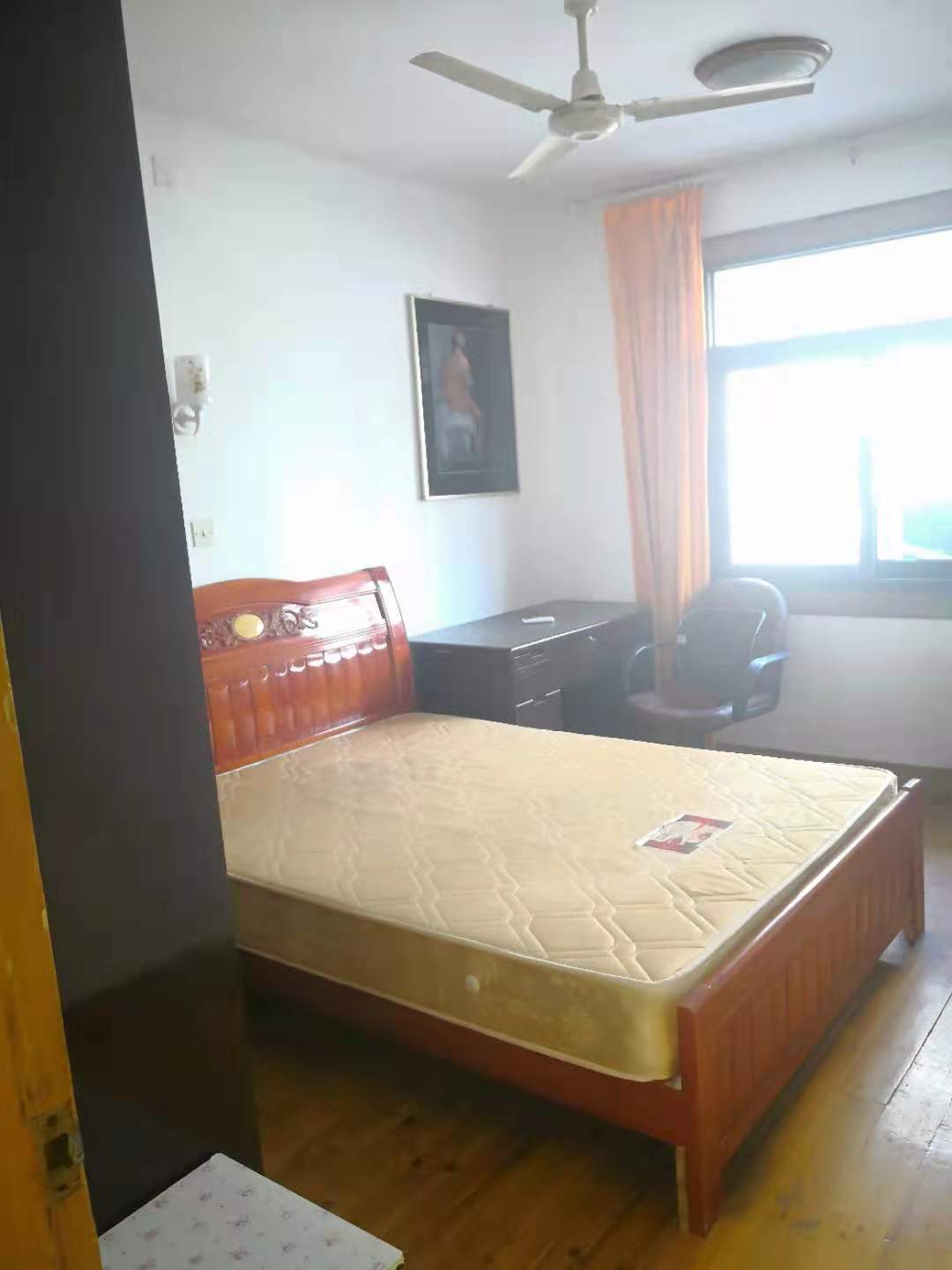 钻石花园 2室2厅1卫 1000.00元/月 钻石花园 2室2厅1卫 1000.00元/月室内图