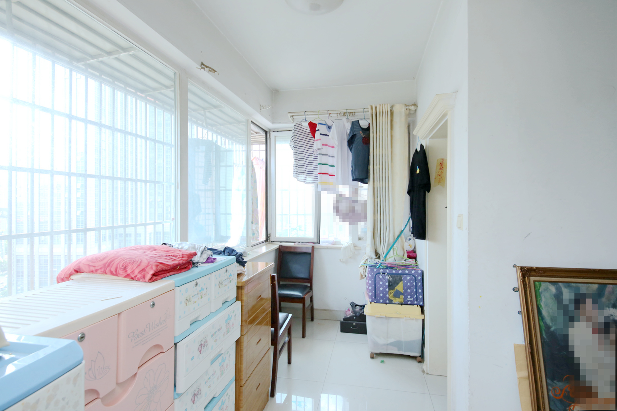 鳳凰大廈  5室2廳2衛(wèi)    308.8萬陽臺(tái)