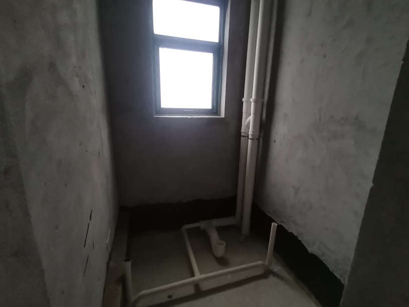 阳光世纪  3室2厅2卫    70.8万 阳光世纪  3室2厅2卫    70.8万卫生间