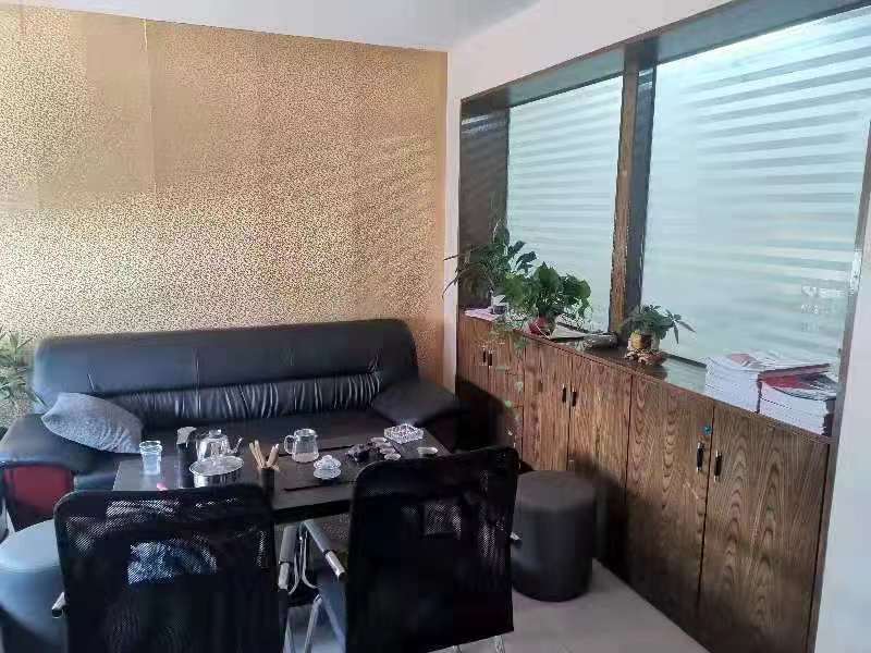 蓝色地标  1室1厅1卫    3500.0元/月室内图