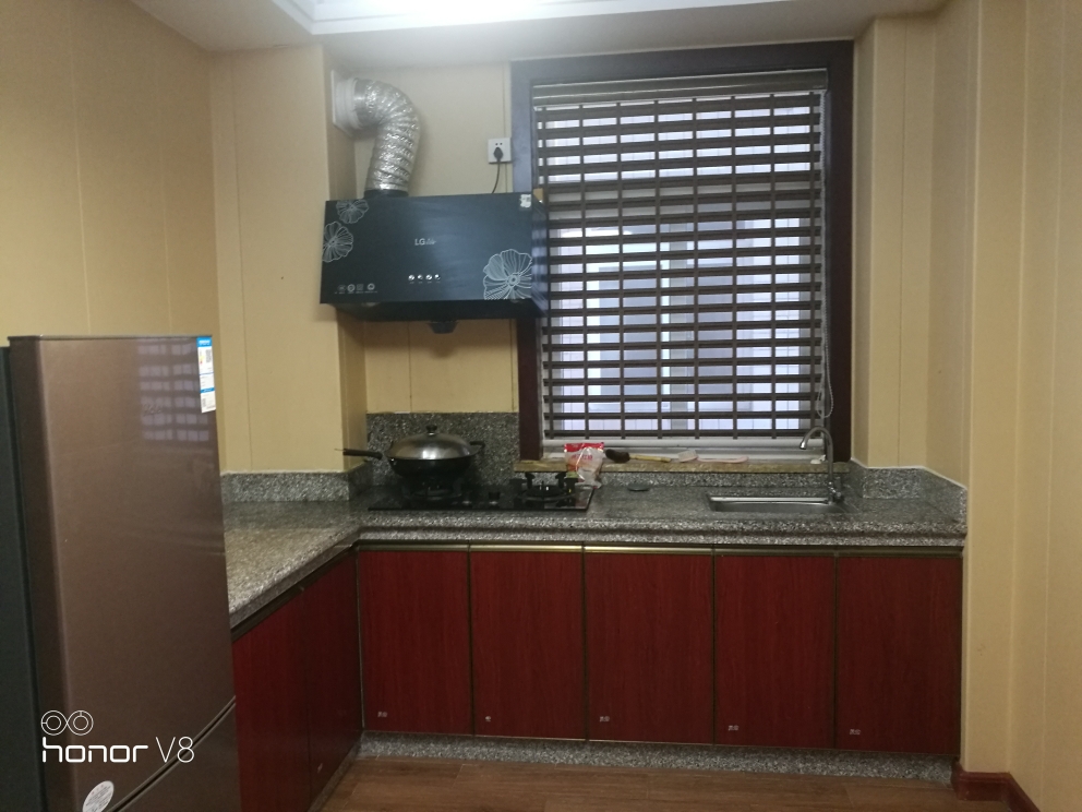 八方茗苑  1室1厅1卫    32.8万 八方茗苑  1室1厅1卫    32.8万厨房