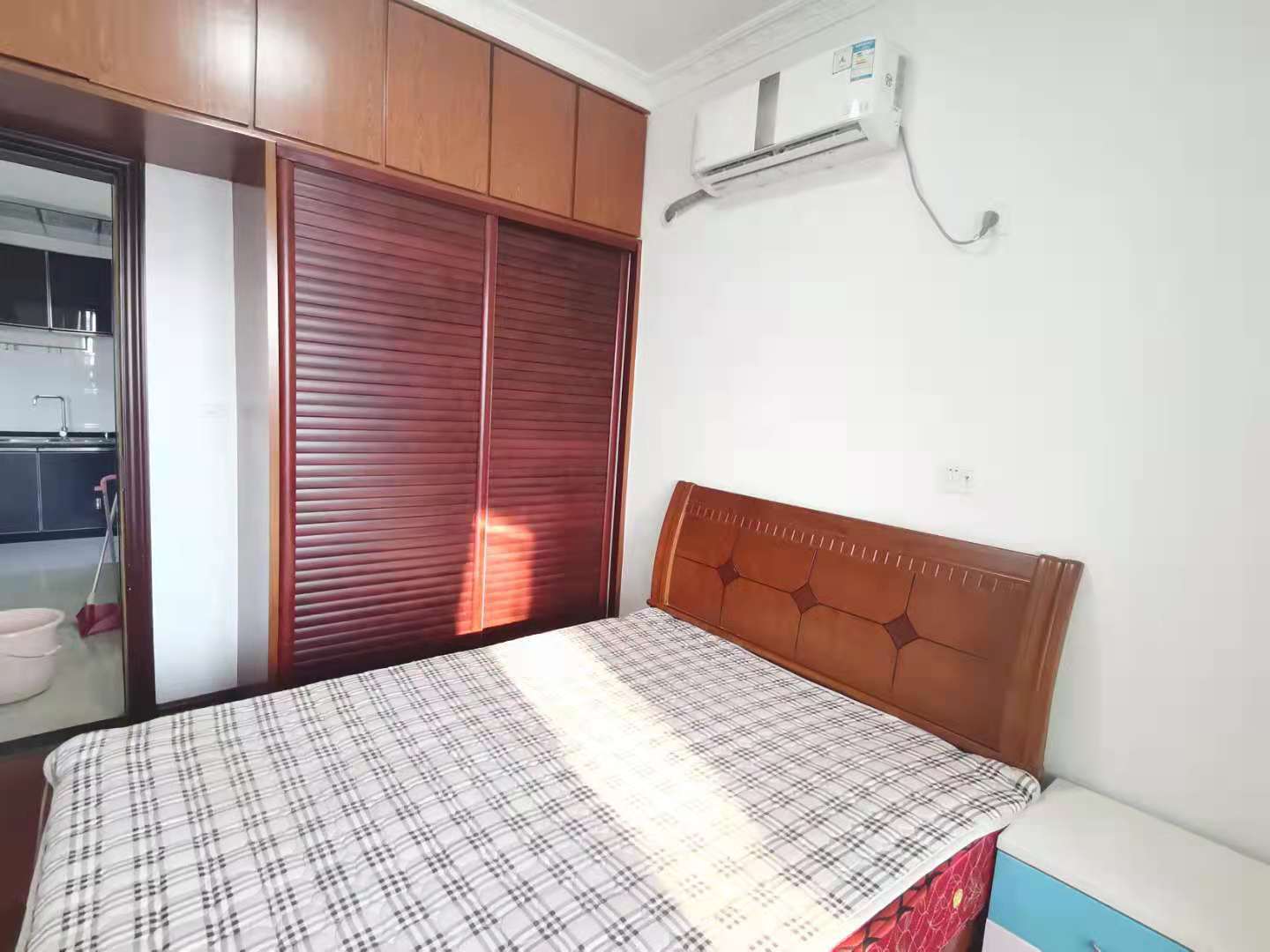 星月都会  3室2厅1卫    2200.0元/月 星月都会  3室2厅1卫    2200.0元/月室内图