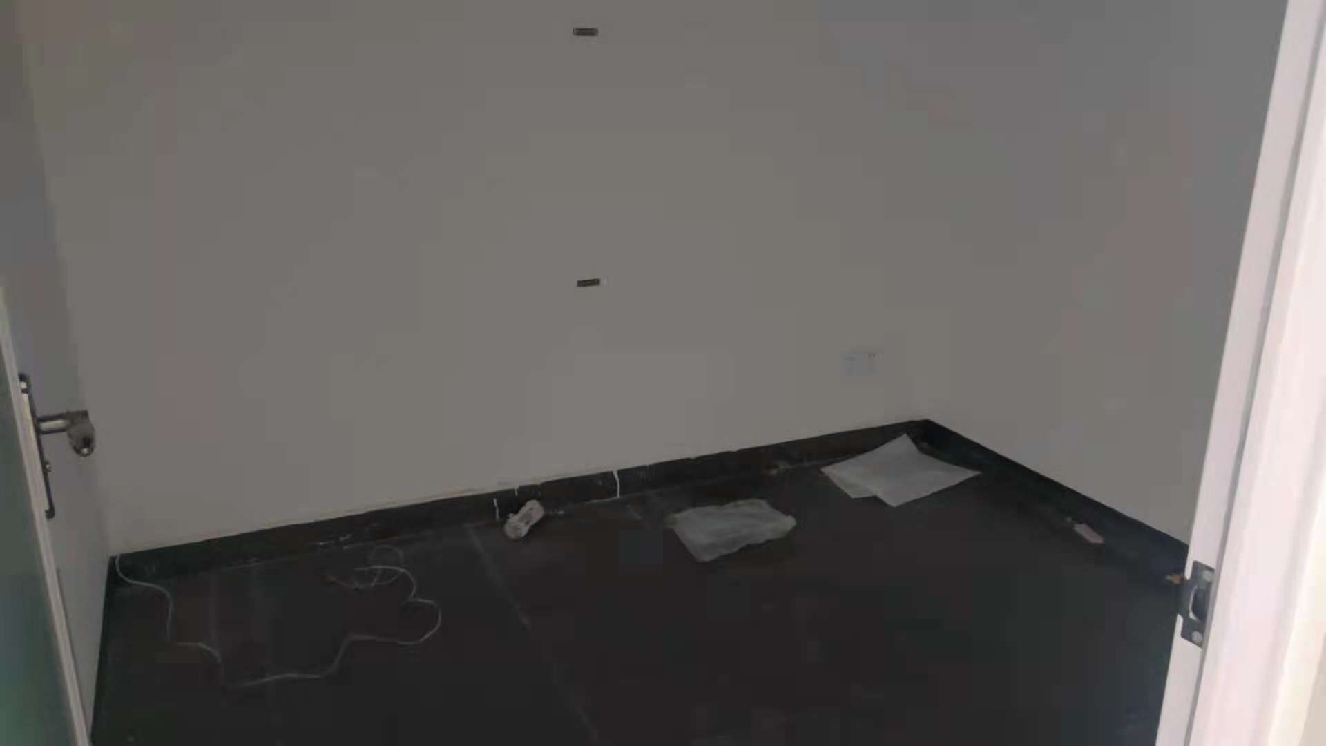 融冠亲城50写字楼 1室1厅1卫 2000.0元/月 融冠亲城50写字楼 1室1厅1卫 2000.0元/月室内图