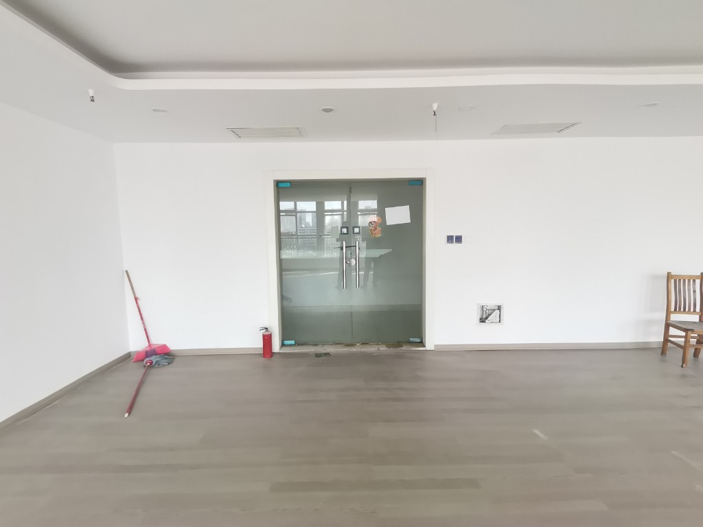 宇元国际写字楼 1室1厅1卫 6540.0元/月 宇元国际写字楼 1室1厅1卫 6540.0元/月室内图