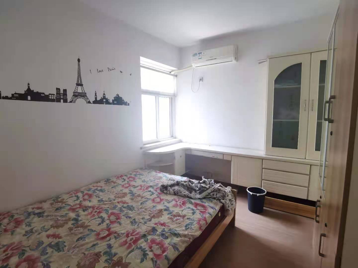 财富小区 3室2厅1卫 1800.0元/月 财富小区 3室2厅1卫 1800.0元/月室内图