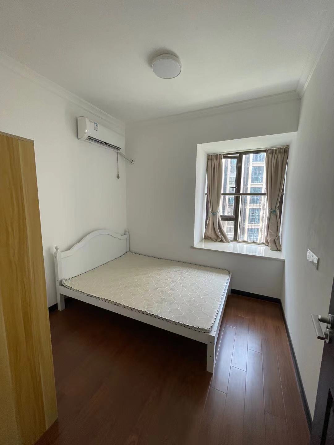 南湖世纪 3室2厅2卫 3000.0元/月 南湖世纪 3室2厅2卫 3000.0元/月室内图