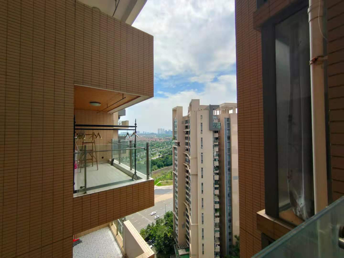 河畔新世界 2室1厅1卫 2300.0元/月 河畔新世界 2室1厅1卫 2300.0元/月室内图