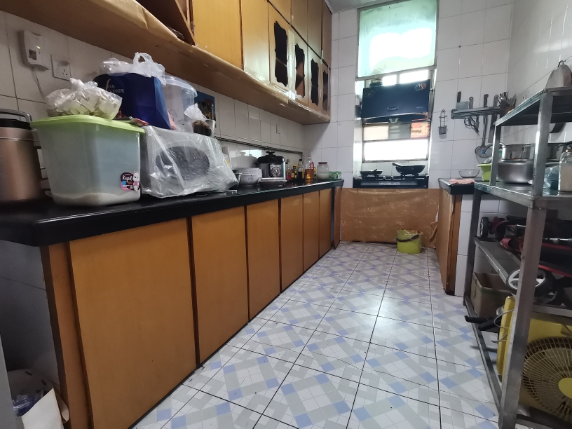 八方茗苑  4室2厅2卫    63.8万 八方茗苑  4室2厅2卫    63.8万厨房