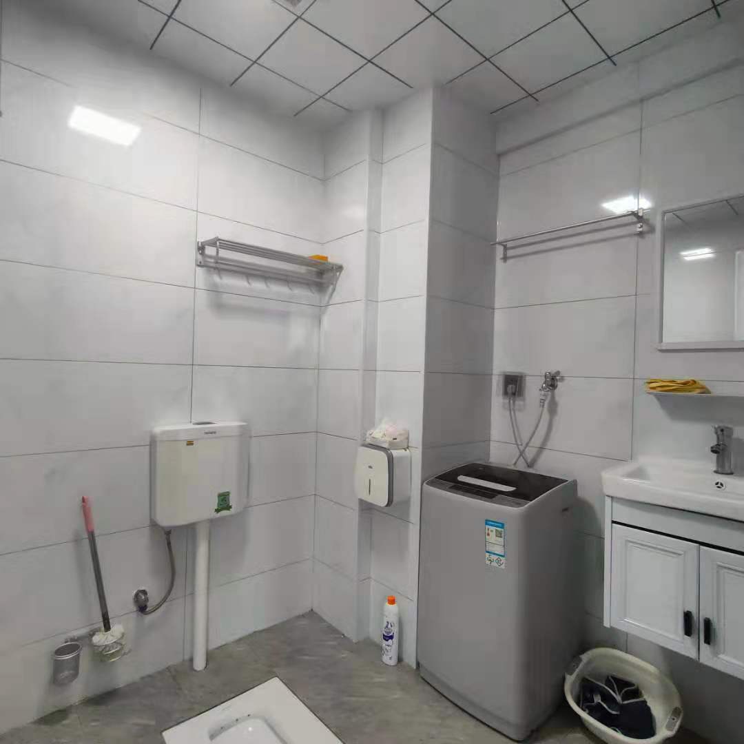 雄森国际 1室1厅1卫 1600.0元/月 雄森国际 1室1厅1卫 1600.0元/月室内图