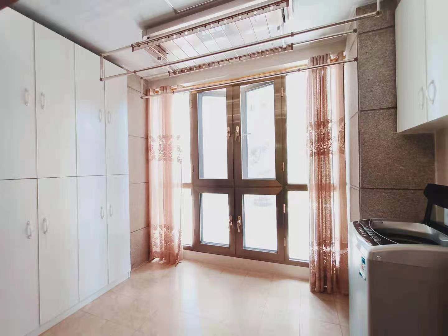 碧桂园 3室2厅1卫 78.0万 碧桂园 3室2厅1卫 78.0万客厅