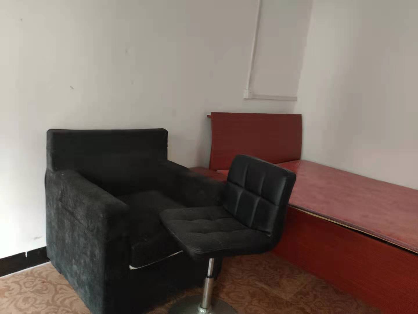 荷塘铺乡荷塘铺村 1室1厅1卫 850.0元/月 荷塘铺乡荷塘铺村 1室1厅1卫 850.0元/月室内图