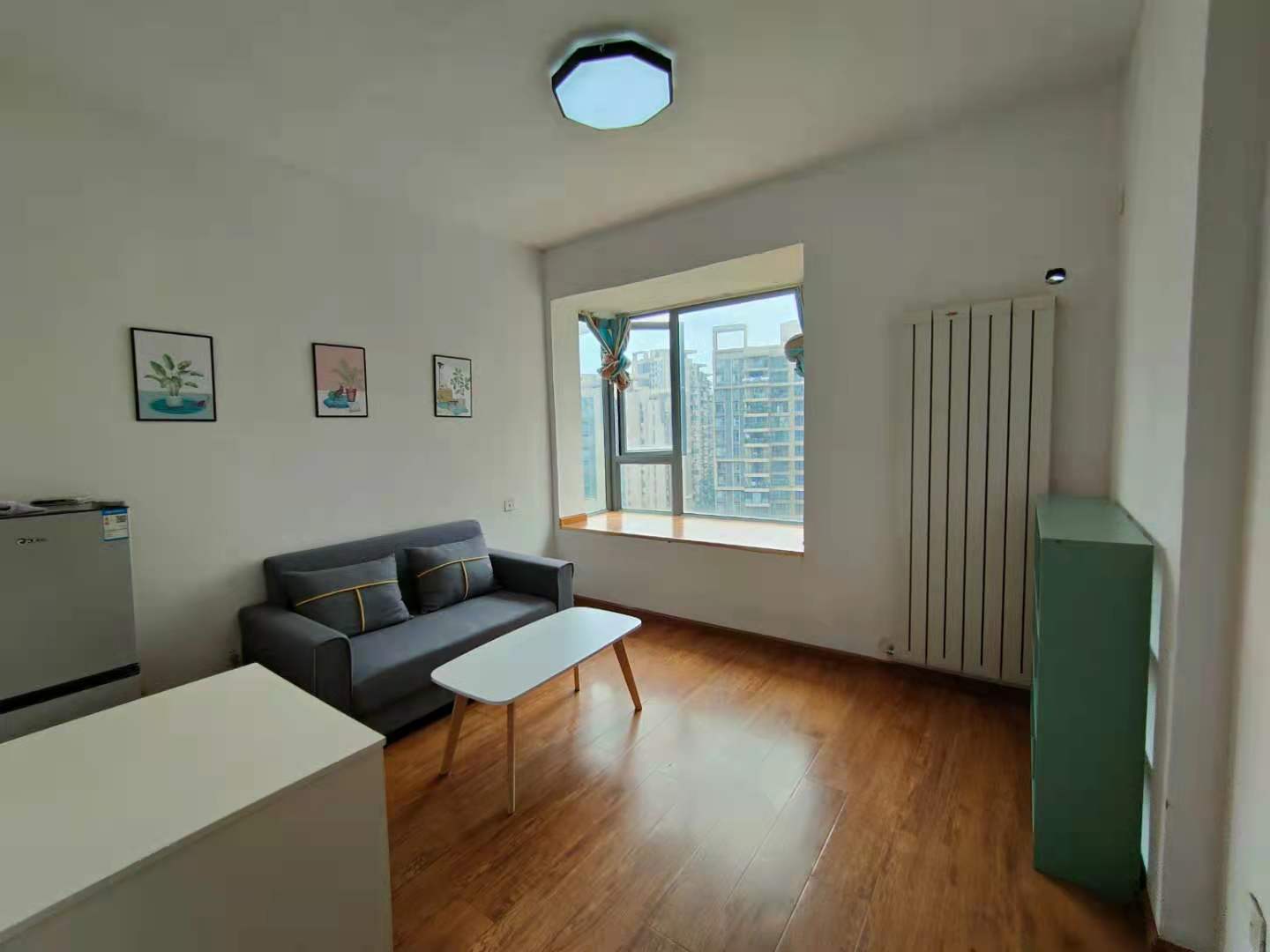 河畔新世界 2室1厅1卫 2300.0元/月 河畔新世界 2室1厅1卫 2300.0元/月室内图