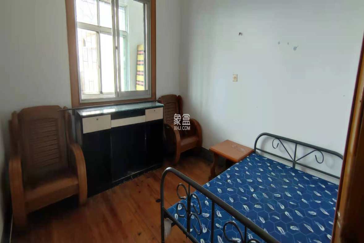 三角叉散盘 2室1厅1卫 800.0元/月 三角叉散盘 2室1厅1卫 800.0元/月室内图