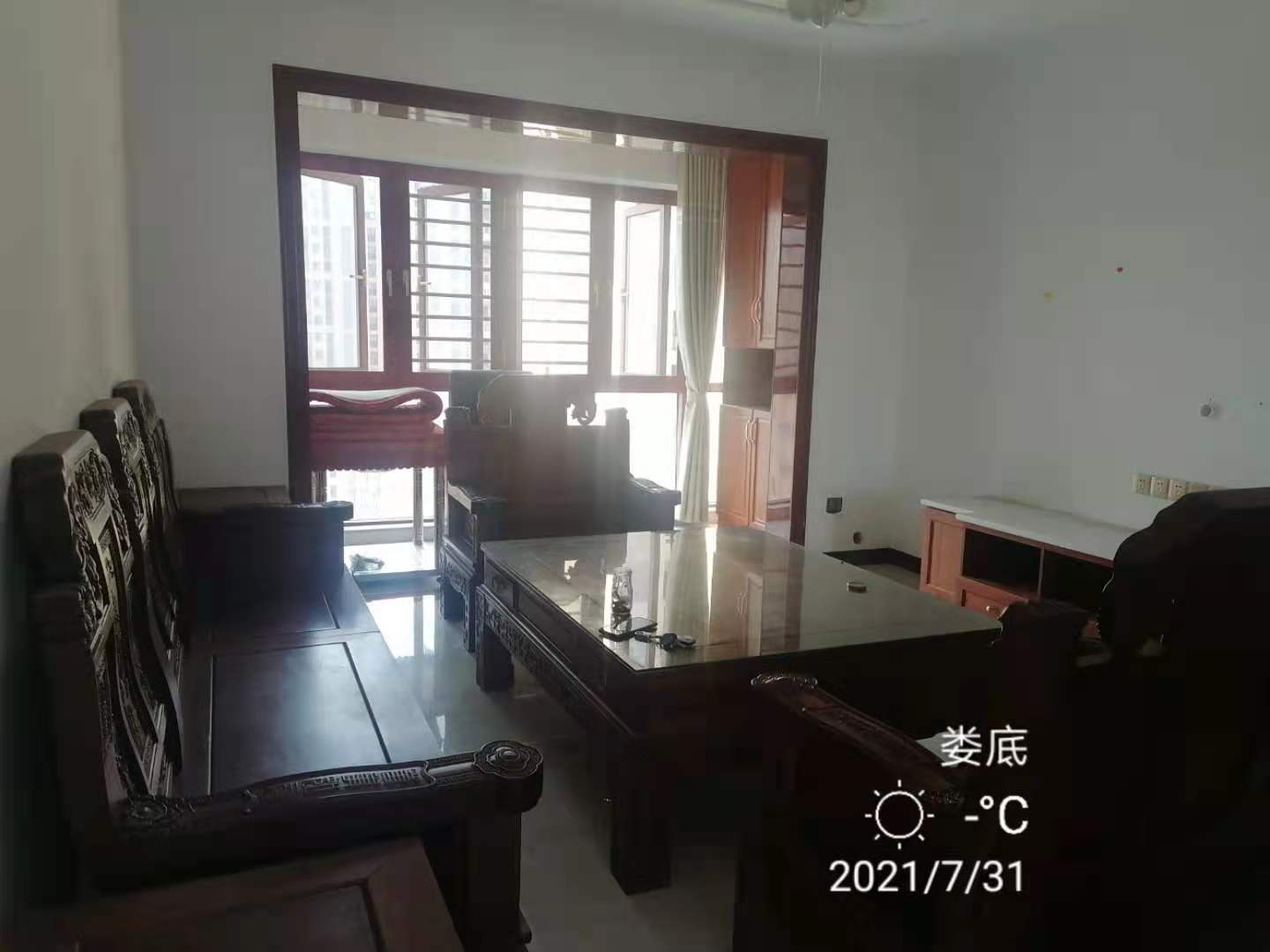 百弘学府城 3室2厅2卫 2000.0元/月 百弘学府城 3室2厅2卫 2000.0元/月室内图