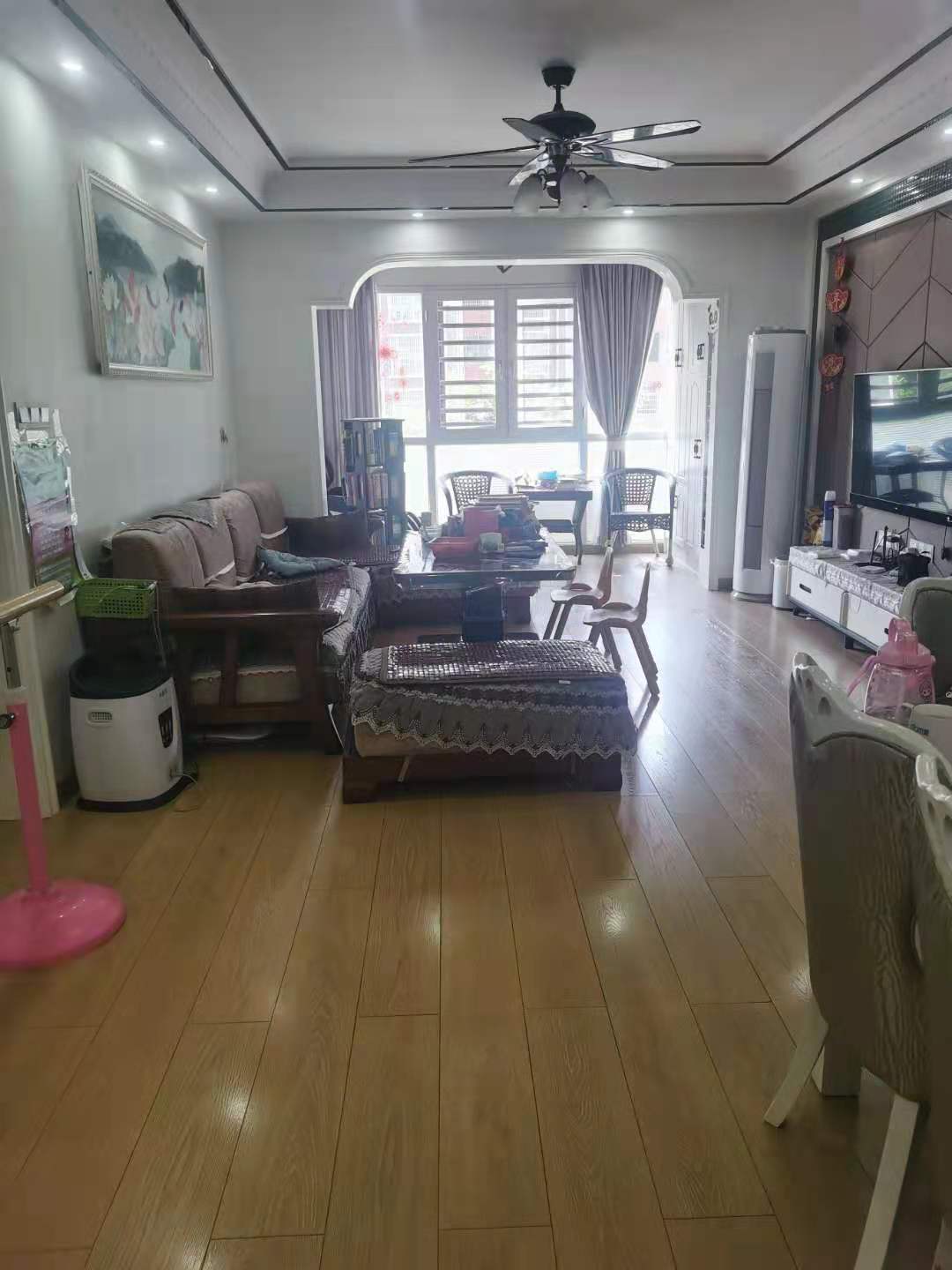 南苑上和二期 3室1厅1卫 120.0万 南苑上和二期 3室1厅1卫 120.0万客厅