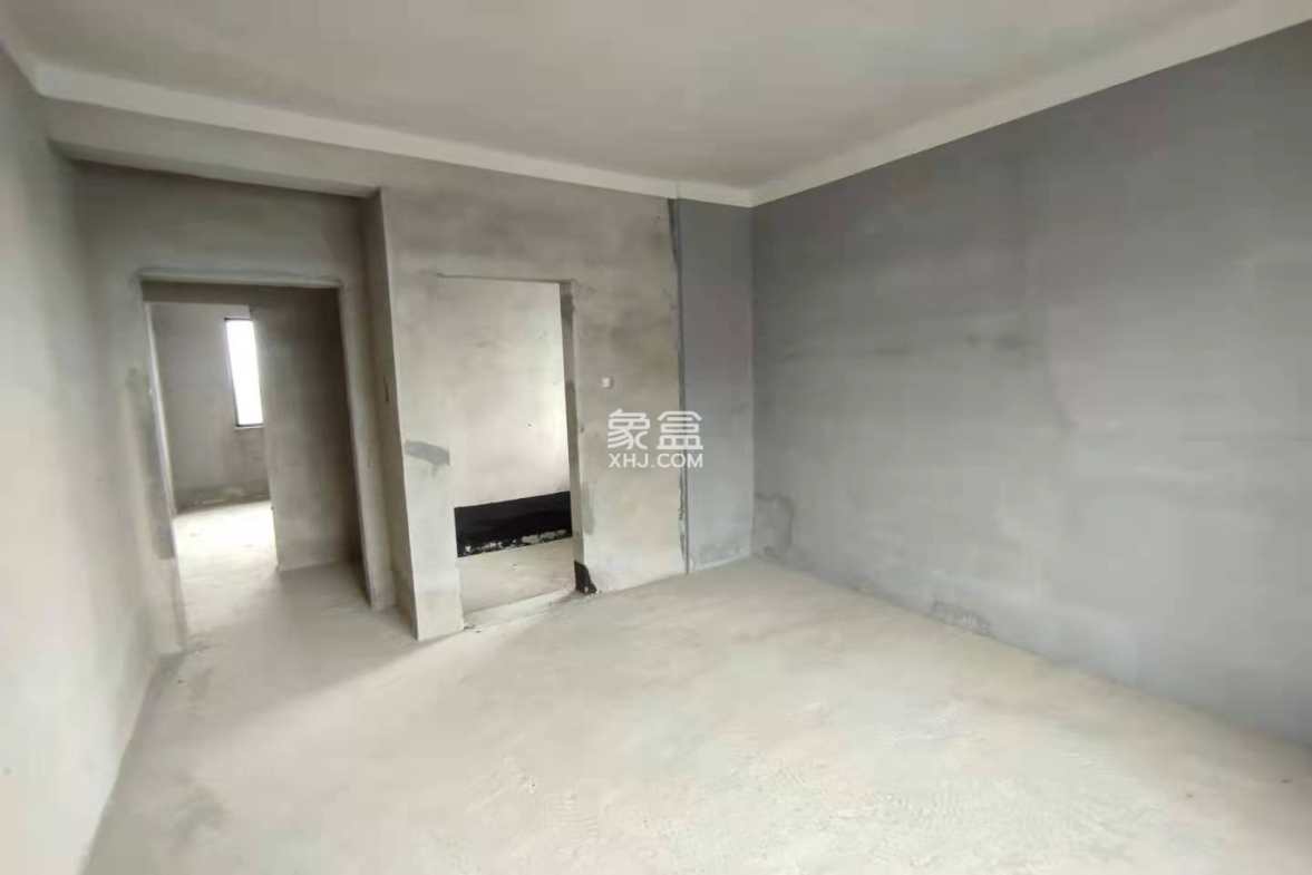 诚信东郡 4室2厅2卫 66.8万 诚信东郡 4室2厅2卫 66.8万