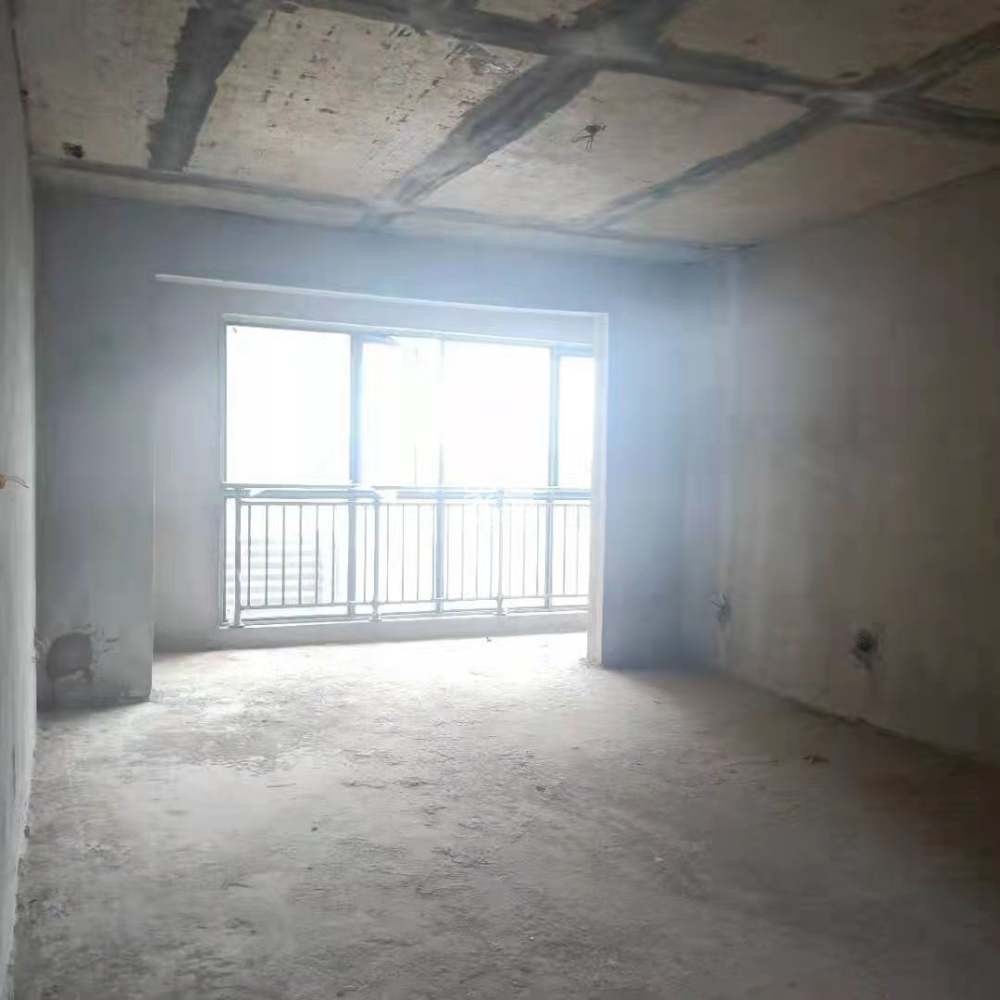 诚信东郡  4室2厅2卫   66.80万