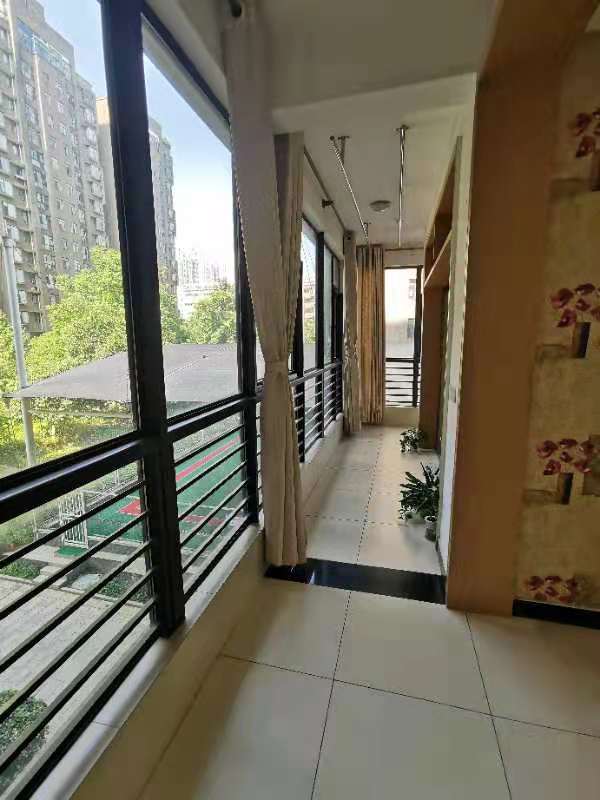 和卉家园 3室2厅1卫 4500.0元/月 和卉家园 3室2厅1卫 4500.0元/月室内图