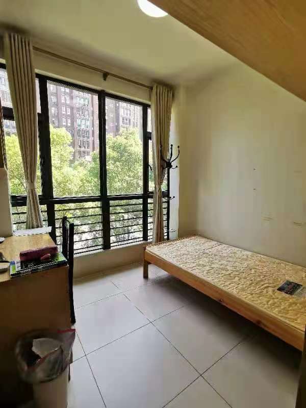 和卉家园 3室2厅1卫 4500.0元/月 和卉家园 3室2厅1卫 4500.0元/月室内图