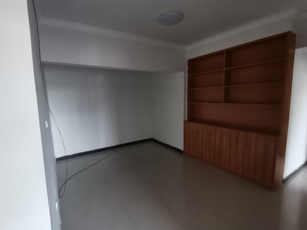 御景华庭  3室2厅2卫   1800.00元/月室内图