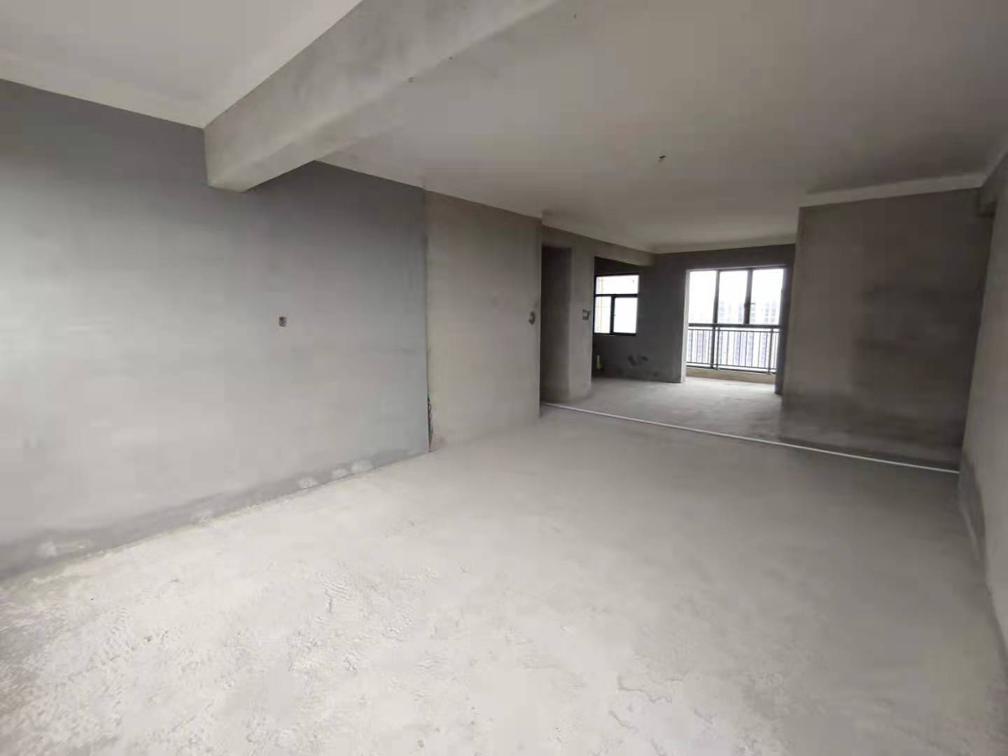 尚东湾  3室2厅2卫    78.0万 尚东湾  3室2厅2卫    78.0万客厅