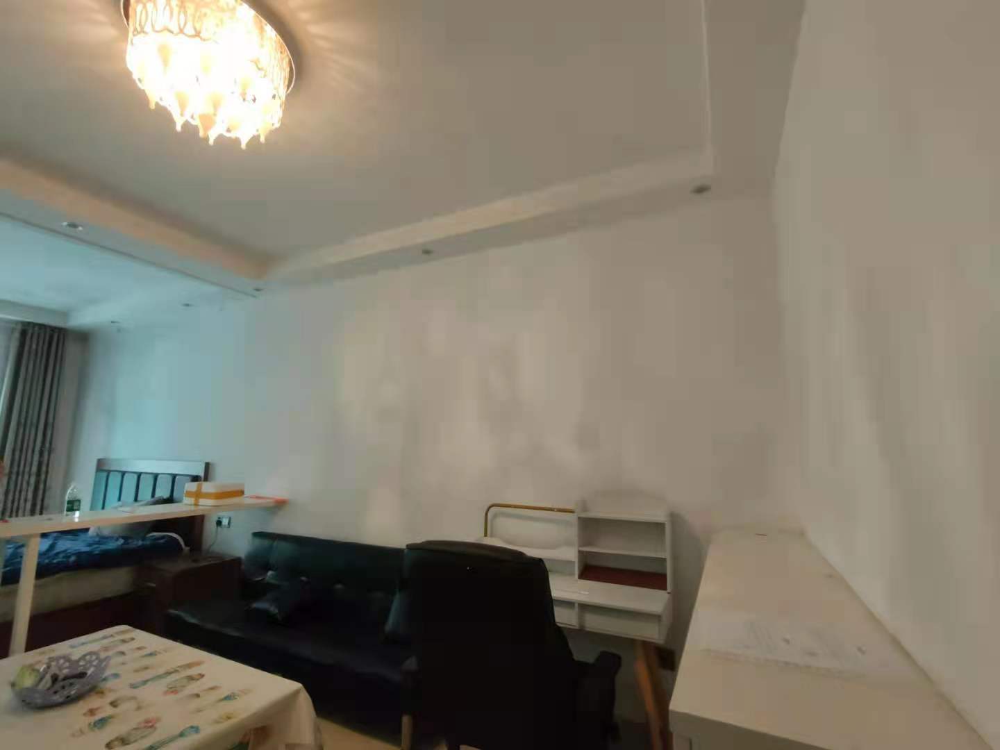 鹏利广场 1室1厅1卫 1300.0元/月 鹏利广场 1室1厅1卫 1300.0元/月室内图