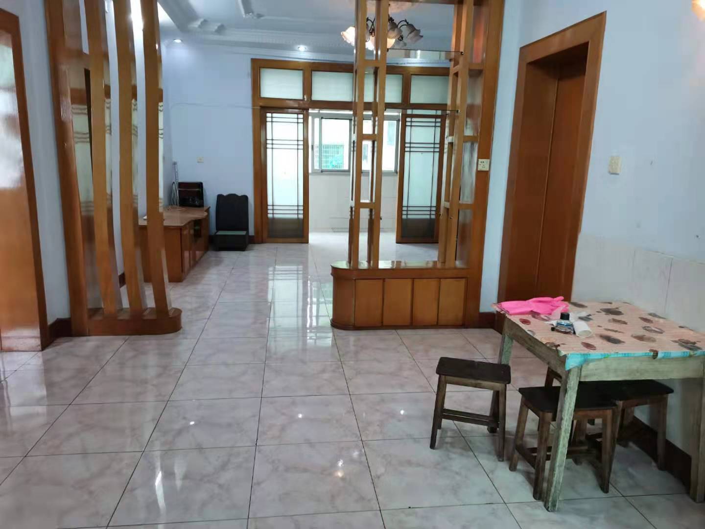 机械厂宿舍  3室2厅2卫    45.8万 机械厂宿舍  3室2厅2卫    45.8万