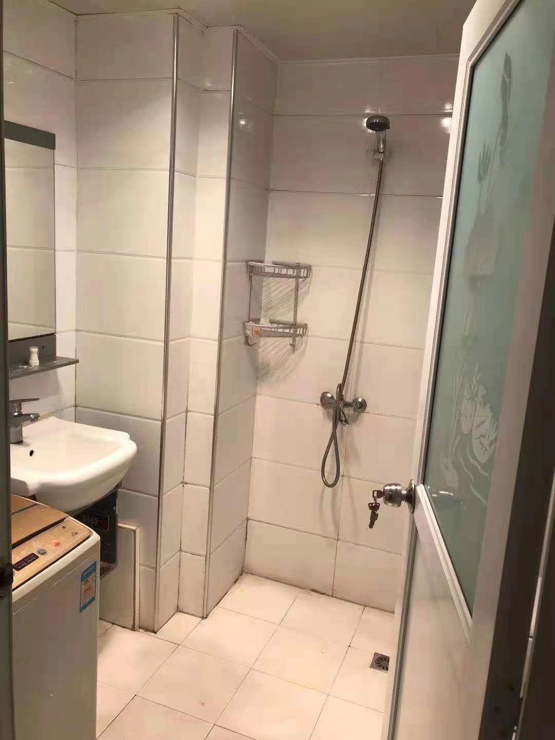 太一御江城  1室1厅1卫    1200.0元/月 太一御江城  1室1厅1卫    1200.0元/月室内图