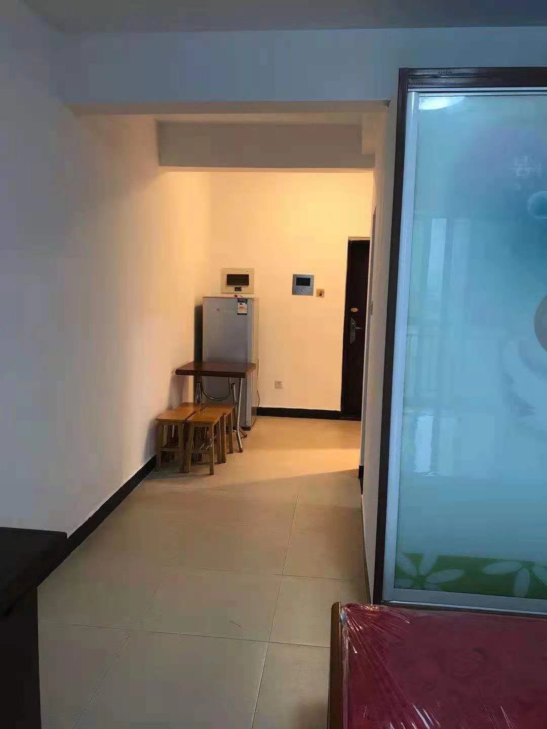 太一御江城  1室1厅1卫    1200.0元/月 太一御江城  1室1厅1卫    1200.0元/月室内图