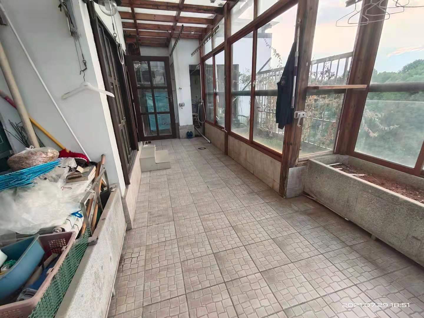 山水国际 5室2厅3卫 145.0万 山水国际 5室2厅3卫 145.0万客厅